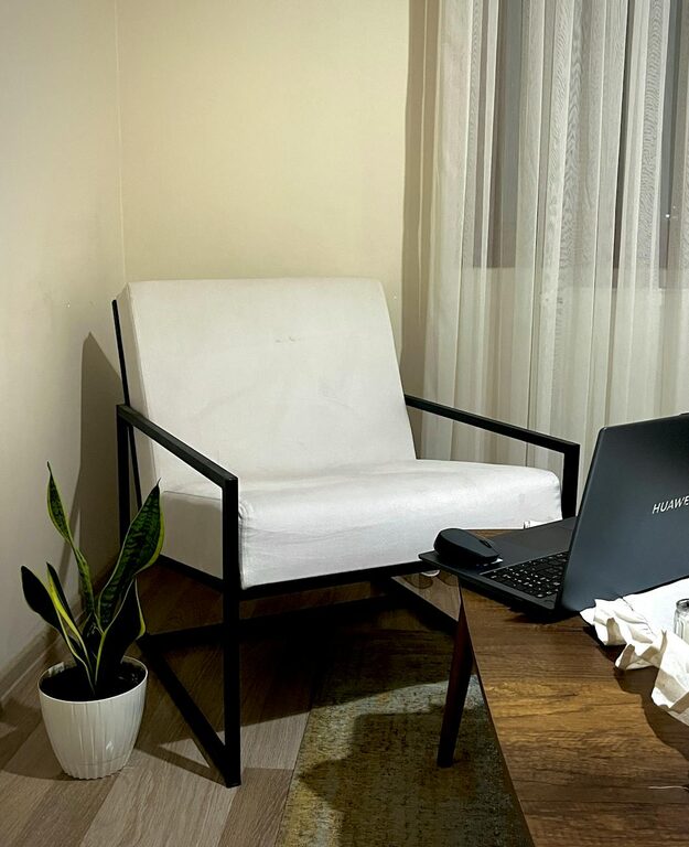 How to Plan a Restful Day Off at Home for Maximum Relaxation